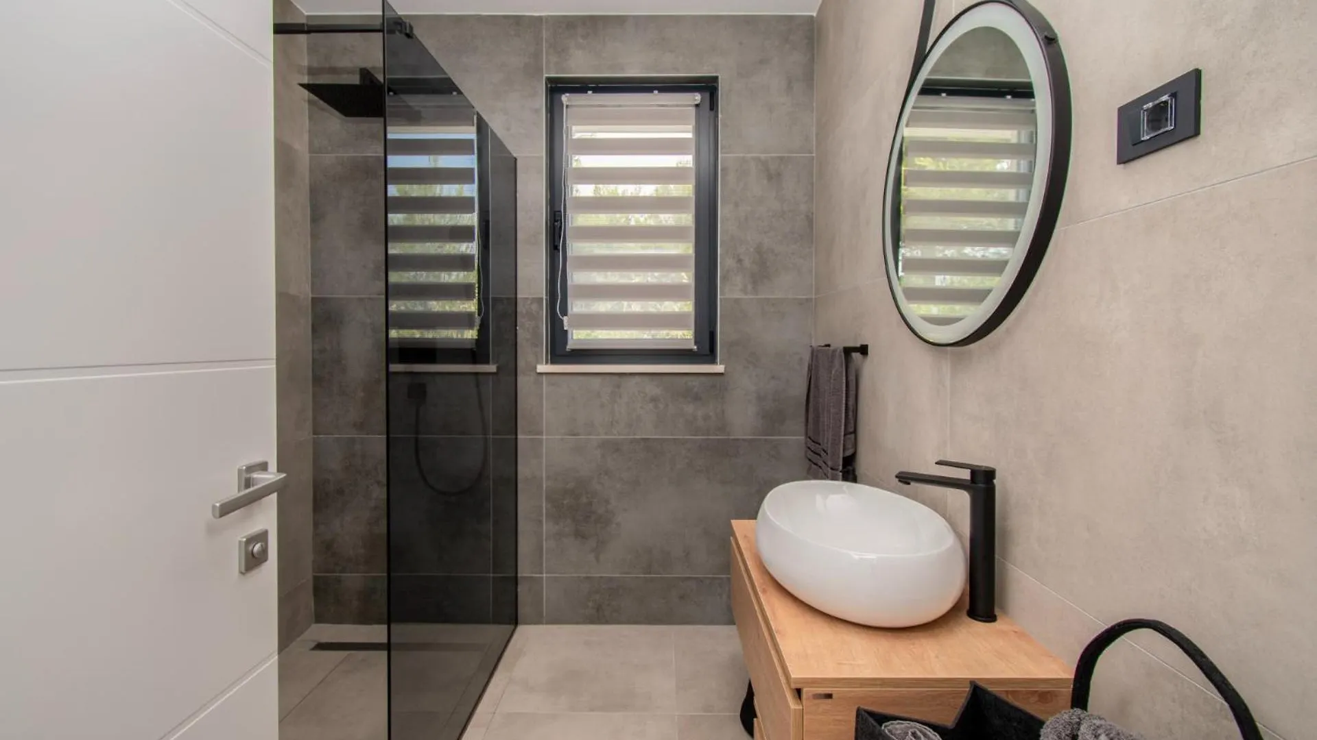 Villa Infinity Gem In Medulin, Istria Medulin