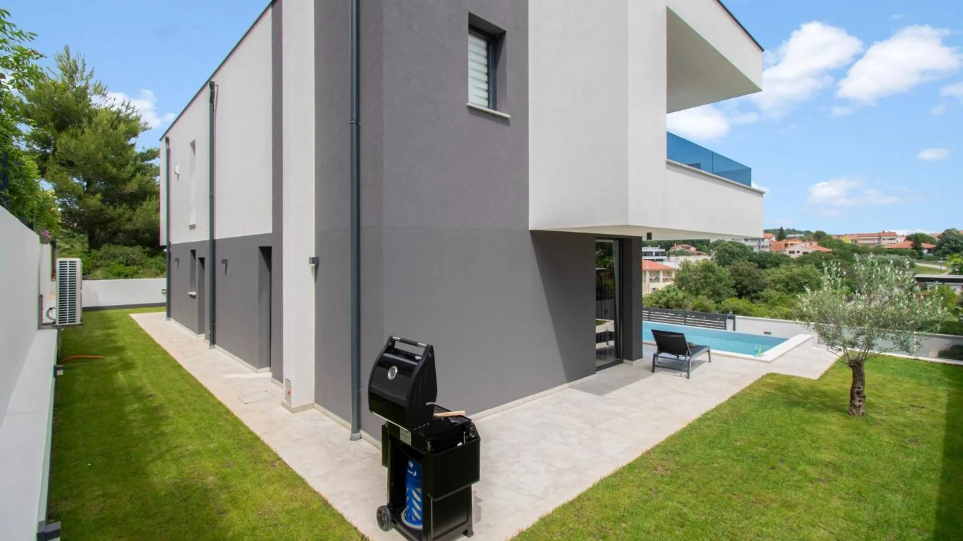 Villa Infinity Gem In Medulin, Istria